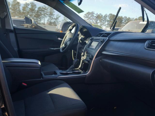 4T1BF1FKXHU291371 - 2017 TOYOTA CAMRY LE 黑色 照片 5