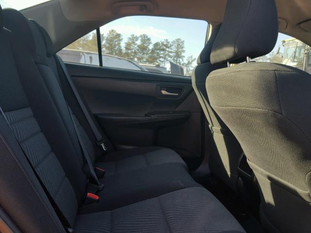 4T1BF1FKXHU291371 - 2017 TOYOTA CAMRY LE 黑色 照片 6