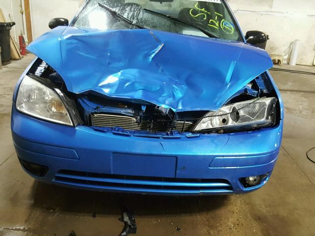 1FAFP34N37W304921 - 2007 FORD FOCUS ZX4 BLUE photo 9