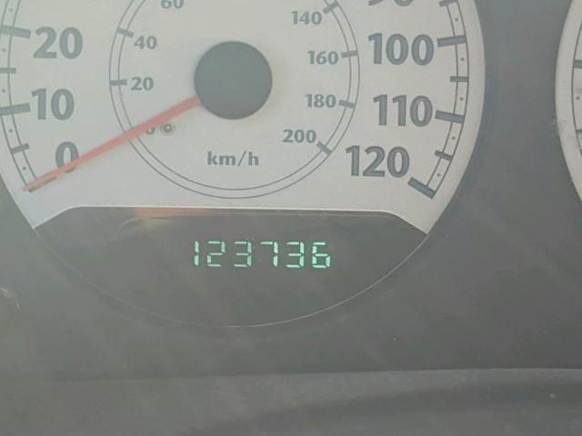 2A4GP54L46R858205 - 2006 CHRYSLER TOWN & COU 银色 照片 8