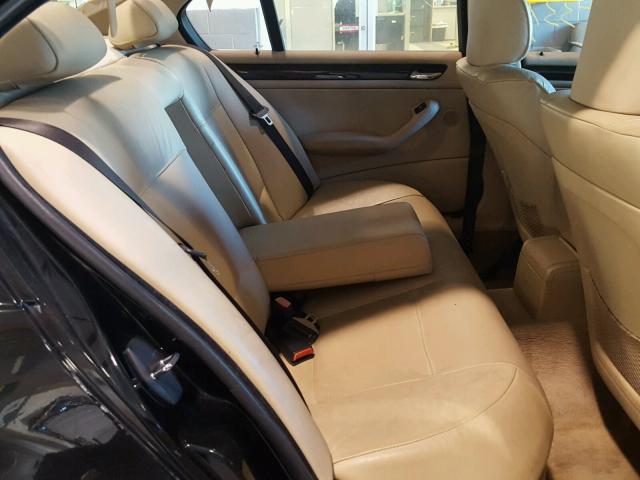 WBAEV53492KM16118 - 2002 BMW 330 I BLACK photo 6