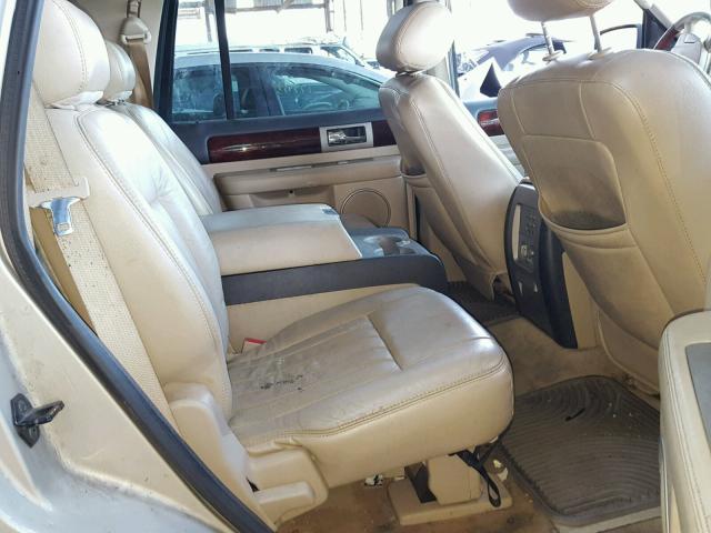 5LMFU27505LJ02666 - 2005 LINCOLN NAVIGATOR GOLD photo 6