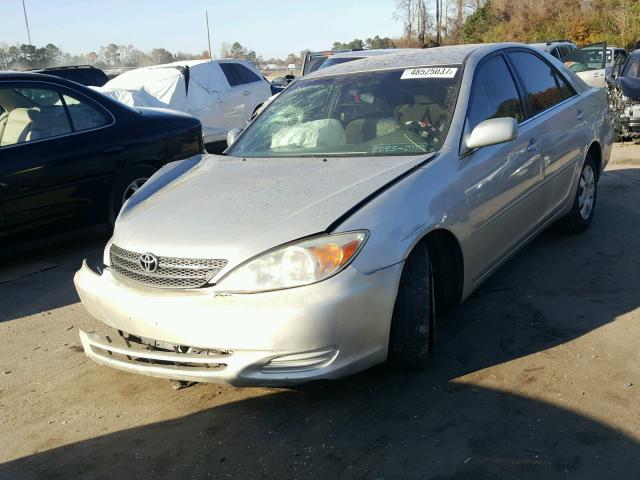 4T1BE32K03U721695 - 2003 TOYOTA CAMRY LE SILVER photo 2