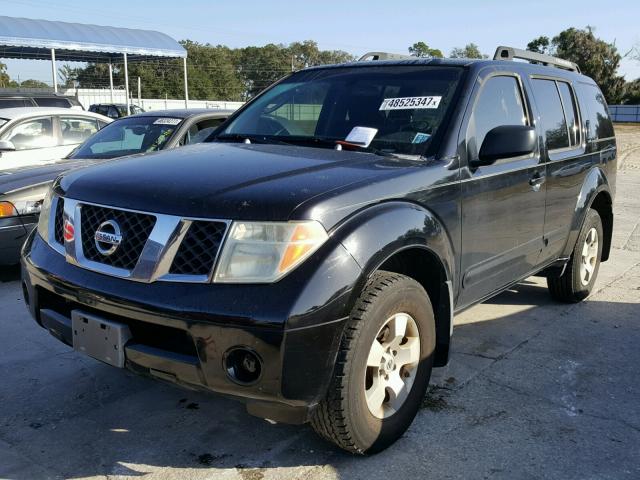 5N1AR18U56C603259 - 2006 NISSAN PATHFINDER BLACK photo 2