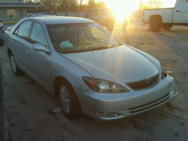 4T1BE32K82U632293 - 2002 TOYOTA CAMRY LE ვერცხლისფერი ფოტო 1