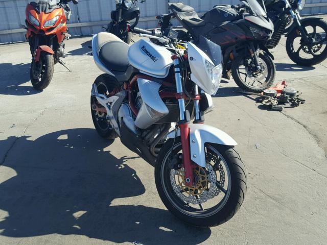 JKAEXEA116A011396 - 2006 KAWASAKI EX650 A6F SILVER photo 1