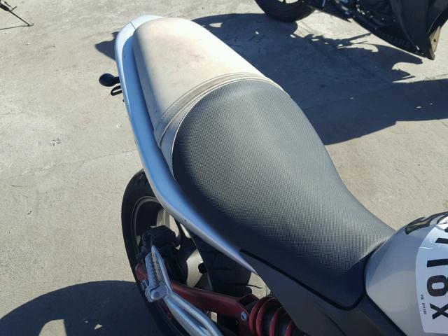 JKAEXEA116A011396 - 2006 KAWASAKI EX650 A6F SILVER photo 6