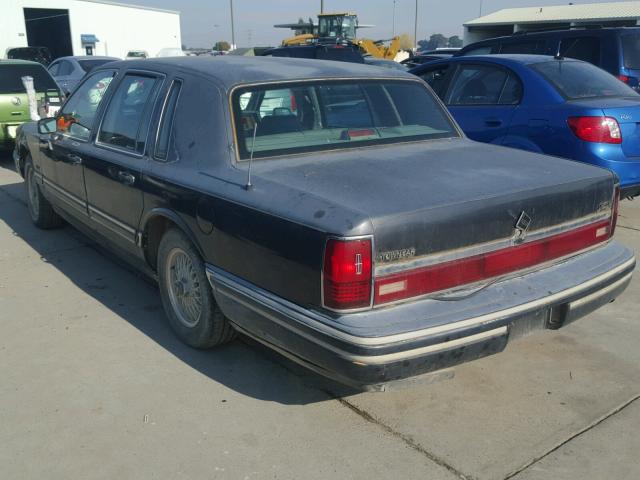 1LNLM81W5RY686176 - 1994 LINCOLN TOWN CAR E GRAY photo 3