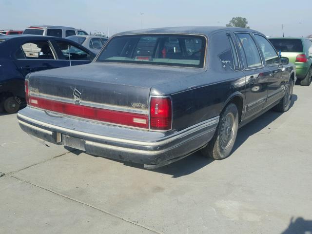 1LNLM81W5RY686176 - 1994 LINCOLN TOWN CAR E GRAY photo 4