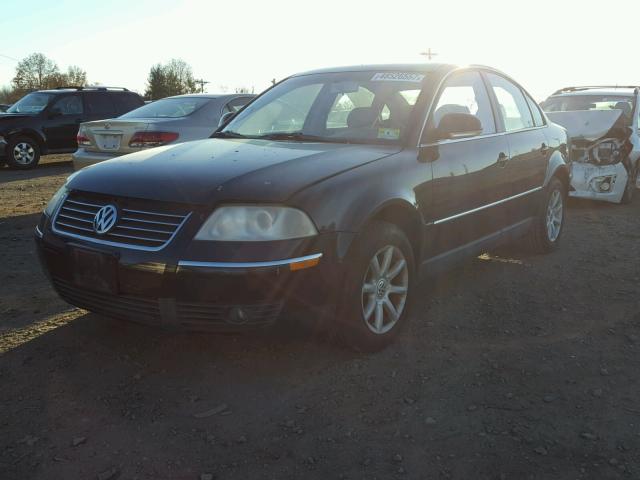 WVWPD63B24E180691 - 2004 VOLKSWAGEN PASSAT GLS BLACK photo 2