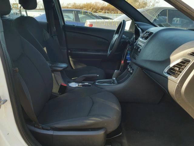 1B3BD4FB5BN591639 - 2011 DODGE AVENGER EX WHITE photo 5