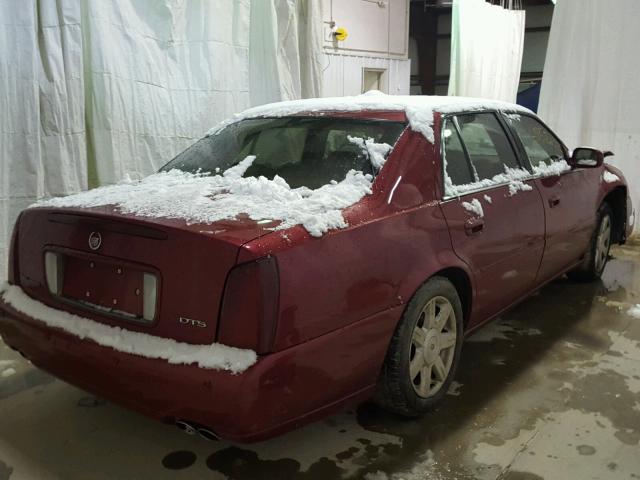 1G6KF57993U175646 - 2003 CADILLAC DEVILLE DT RED photo 4