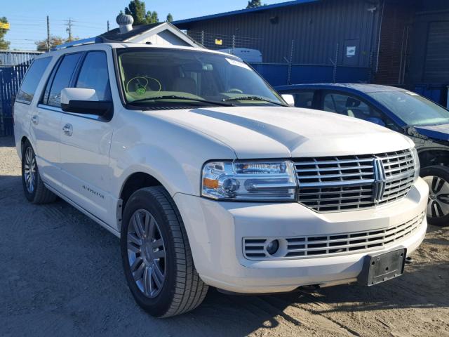 5LMFU28557LJ18041 - 2007 LINCOLN NAVIGATOR Biały zdjęcie 1