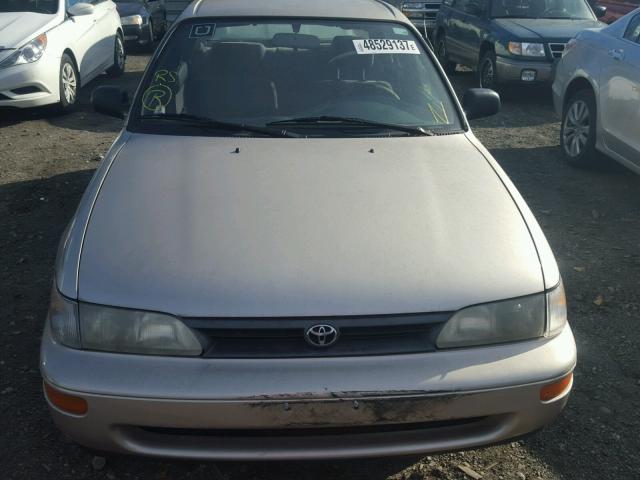 2T1AE09B9SC112640 - 1995 TOYOTA COROLLA LE BROWN photo 9