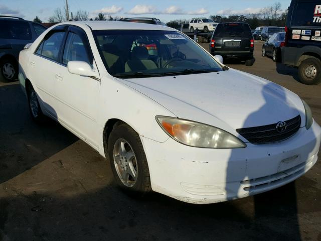 4T1BF32K22U020426 - 2002 TOYOTA CAMRY LE WHITE photo 1