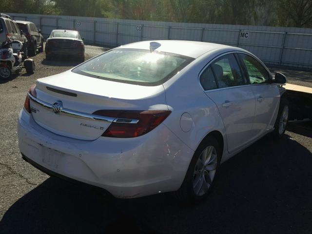 2G4GS5GX4G9208225 - 2016 BUICK REGAL PREM WHITE photo 4