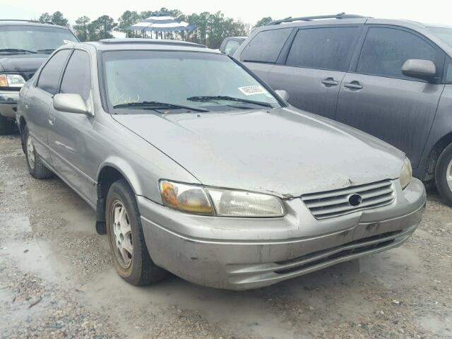 JT2BG22K8X0269784 - 1999 TOYOTA CAMRY LE 米色 照片 1