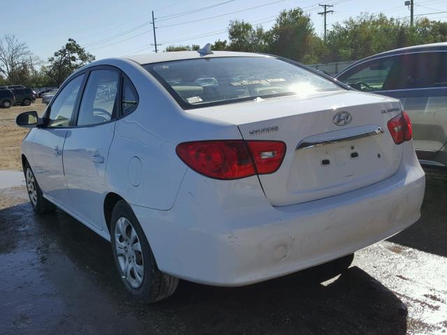 KMHDU4AD6AU889049 - 2010 HYUNDAI ELANTRA BL WHITE photo 3