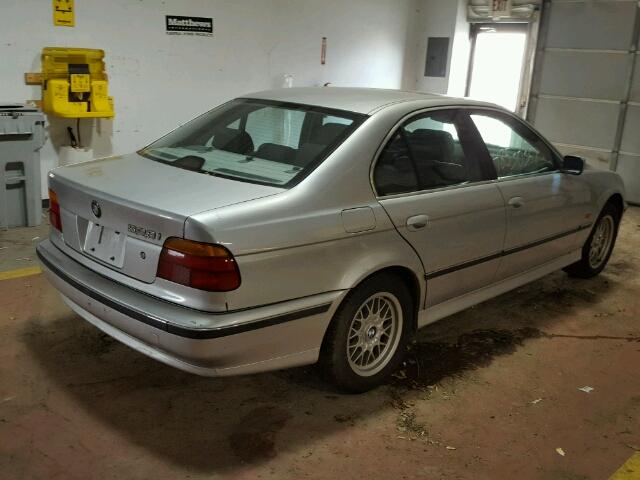 WBADM6340YGU28013 - 2000 BMW 528 I AUTO SILVER photo 4