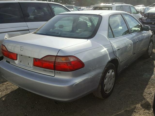 1HGCG564XWA254092 - 1998 HONDA ACCORD LX SILVER photo 4