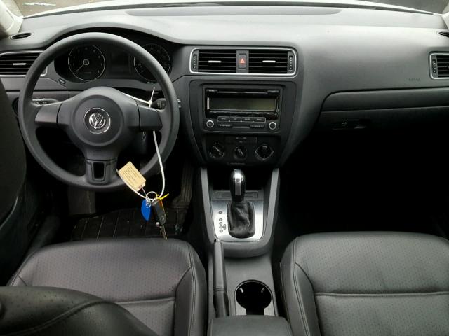 3VWD17AJ6EM359112 - 2014 VOLKSWAGEN JETTA SE Gümüş foto 9