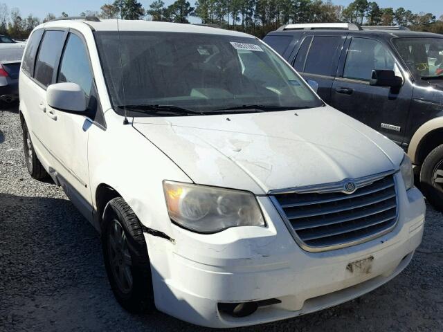 2A4RR5D10AR213576 - 2010 CHRYSLER TOWN & COU WHITE photo 1