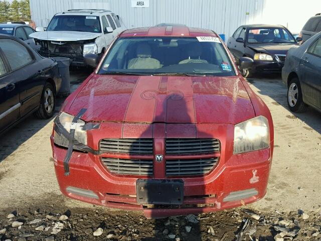 2D4FV47T77H694844 - 2007 DODGE MAGNUM SE RED photo 9