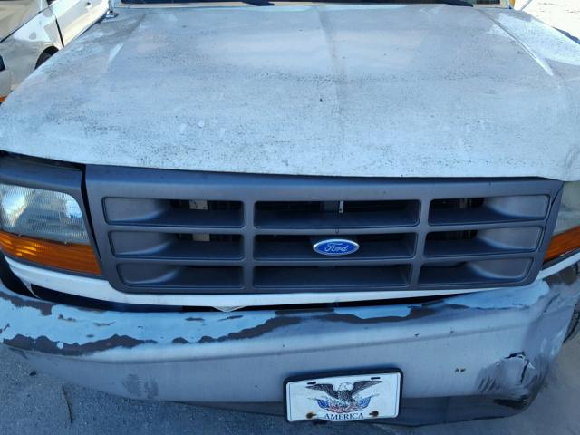 1FTEF15Y7TNA00626 - 1996 FORD F150 WHITE photo 7