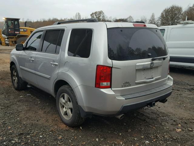 5FNYF3H56BB040655 - 2011 HONDA PILOT EXL SILVER photo 3