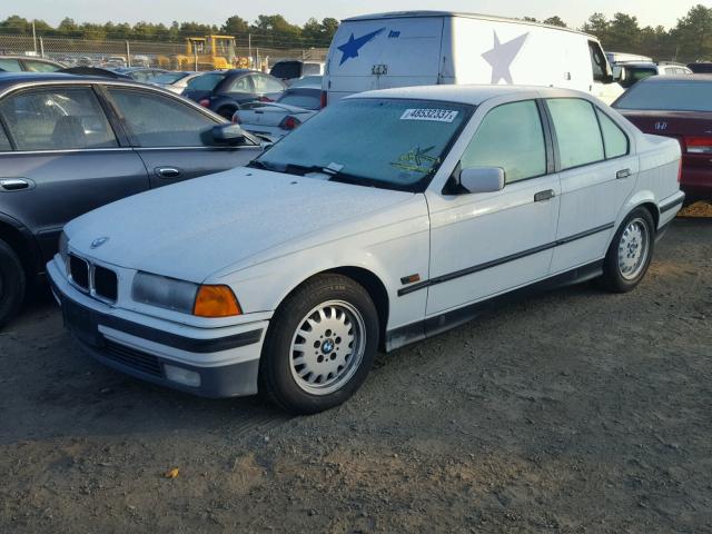 WBACB4326SFM24999 - 1995 BMW 325 I AUTO WHITE photo 2