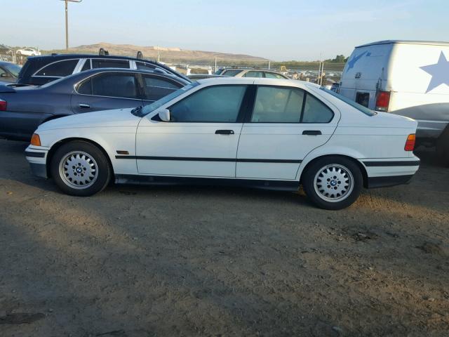 WBACB4326SFM24999 - 1995 BMW 325 I AUTO WHITE photo 9