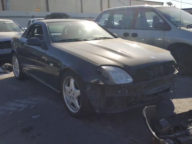 WDBKK47F9YF148093 - 2000 MERCEDES-BENZ SLK 230 KO BLACK photo 1