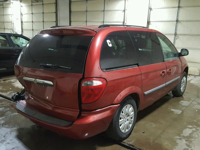 1A4GJ45R47B203718 - 2007 CHRYSLER TOWN & COU RED photo 4