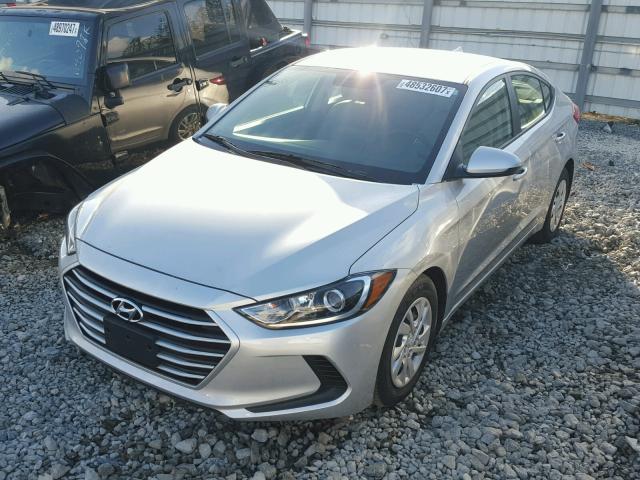 5NPD74LF2HH126136 - 2017 HYUNDAI ELANTRA SE SILVER photo 2