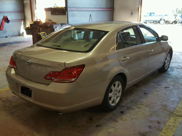 4T1BK36B15U035803 - 2005 TOYOTA AVALON XL BEIGE photo 4