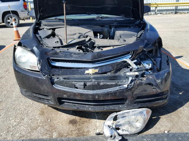 1G1ZB5EB4A4139804 - 2010 CHEVROLET MALIBU LS Qara foto 9