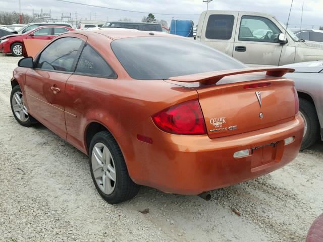 1G2AL15FX77263665 - 2007 PONTIAC G5 ORANGE photo 3