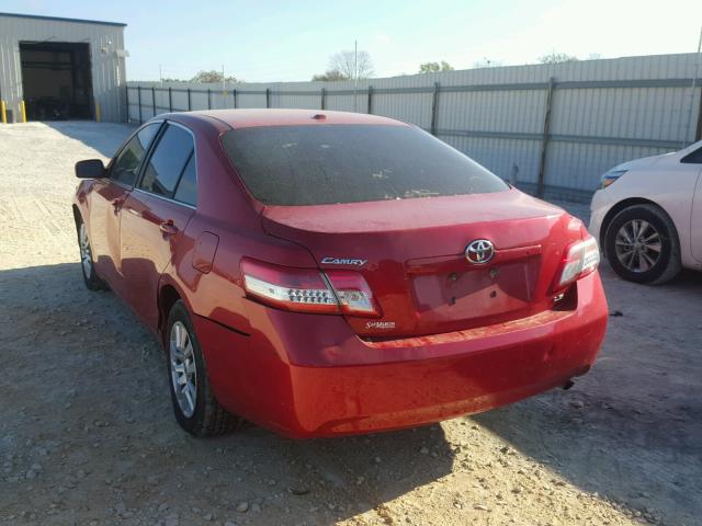 4T1BF3EK6BU651224 - 2011 TOYOTA CAMRY BASE RED photo 3