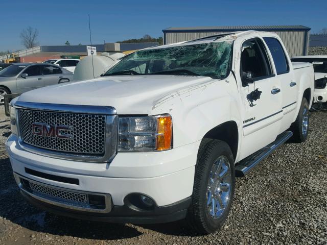 3GTP2XE20BG382265 - 2011 GMC SIERRA K15 WHITE photo 2