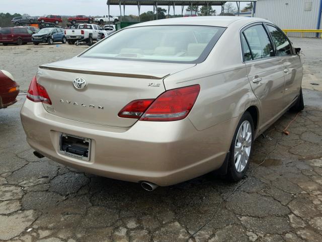 4T1BK36B98U259079 - 2008 TOYOTA AVALON XL GOLD photo 4