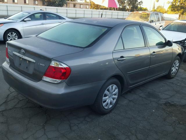 4T1BE32K85U983290 - 2005 TOYOTA CAMRY LE 灰色 照片 4