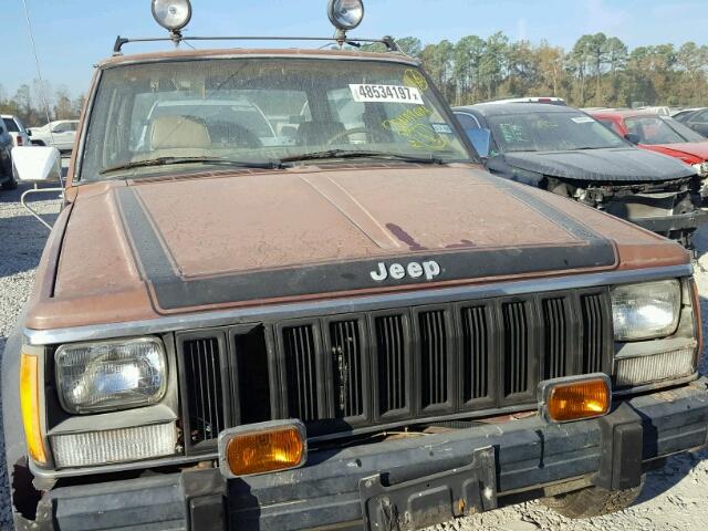 1JCUX7734FT161348 - 1985 JEEP CHEROKEE C RED photo 10
