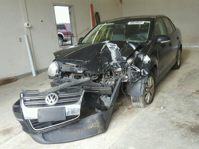 3VWAZ7AJ3AM118162 - 2010 VOLKSWAGEN JETTA LIMI BLACK photo 2