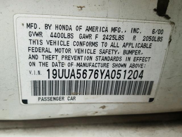 19UUA5676YA051204 - 2000 ACURA 3.2TL WHITE photo 10