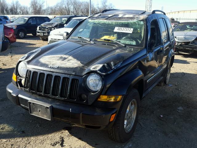 1J4GL48K46W228053 - 2006 JEEP LIBERTY SP BLACK photo 2