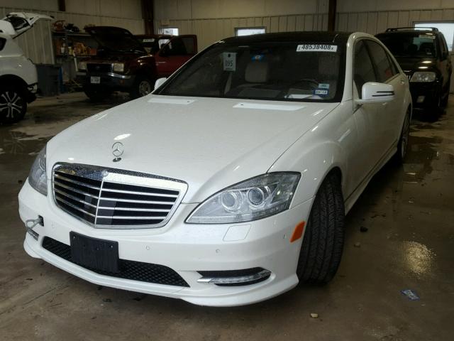 WDDNG7DB3DA531575 - 2013 MERCEDES-BENZ S 550 WHITE photo 2