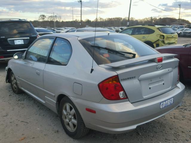 KMHCG35C65U324482 - 2005 HYUNDAI ACCENT GS SILVER photo 3