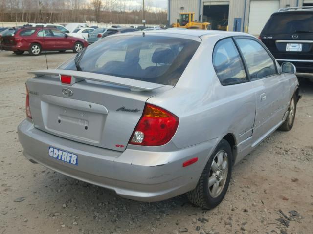 KMHCG35C65U324482 - 2005 HYUNDAI ACCENT GS SILVER photo 4