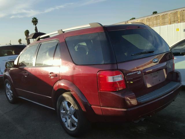 1FMDK06175GA68611 - 2005 FORD FREESTYLE MAROON photo 3