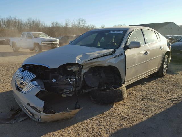 1G4HA5EM8BU134982 - 2011 BUICK LUCERNE CX WHITE photo 2